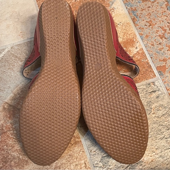 🥿NWOT Super Star Lady Leather Velcro Ankle Embossed Mary Janes! - Picture 10 of 15